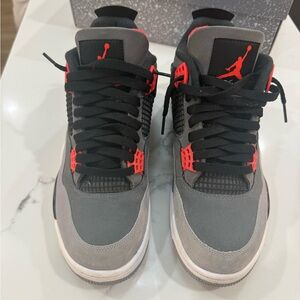Jordan Men's Charcoal and Crimson Sneakers